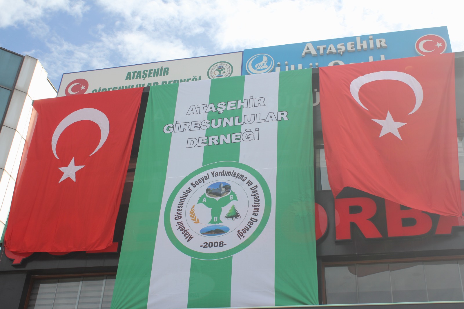 Df98A3Cb E13D 434A B2Dc 0518747164B2