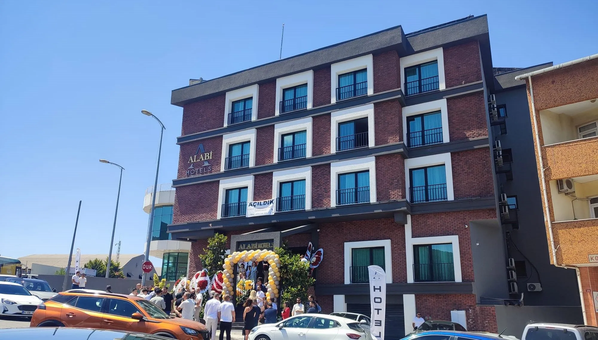Alabi Hotel