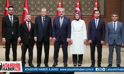 AK Parti Ataşehir-İBB Meclis Üyeleri Cumhurbaşkanı Erdoğan'la Beştepe'de Görüştü