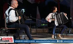 Ataşehir'deki akordeon festivaline vatandaşlar yoğun ilgi gösterdi