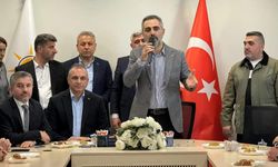 AK Parti Ataşehir'de Bayramlaşma Gerçekleşti