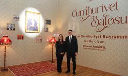 ATAŞEHİR'DE CUMHURİYET BALOSU DÜZENLENDİ