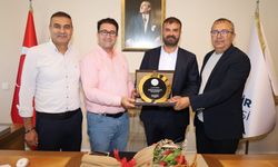 Belediye Başkan Yardımcısı Bekir Bozkızıl'a Van STK'larından tebrik ziyaretleri sürüyor