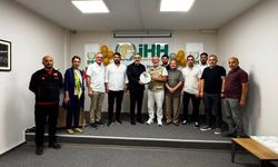 AK Parti Ataşehir’den İHH Ataşehir Şubesi’ne ziyaret