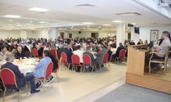 Ataşehir siyasetinin tanınmış isimlerinden Ahmet Gök'ün annesi Emine Gök için Ataşehir’de mevlid programı düzenlendi