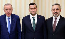 Cumhurbaşkanı Erdoğan, Ataşehir Belediye Başkan Vekili Serdar Orhan ve Burak Çifci'yi kabul etti