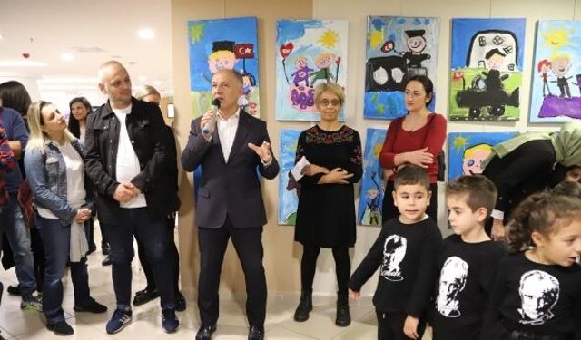 Kreş Öğrencilerinin ‘Kalbimdeki Atatürk Sergisi’ Kartal’da Açıldı