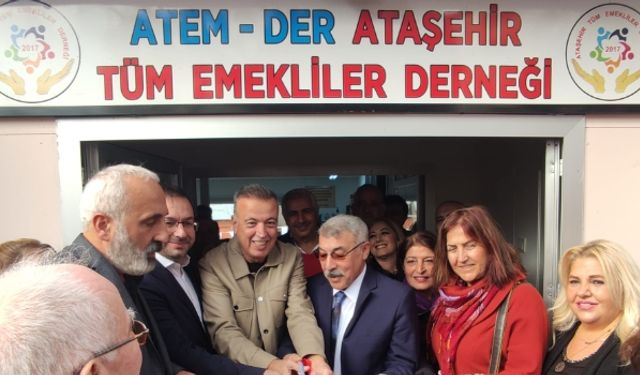 Ataşehir Tüm Emekliler Derneği Merkezi Başkan İlgezdi'nin katılımıyla açıldı!