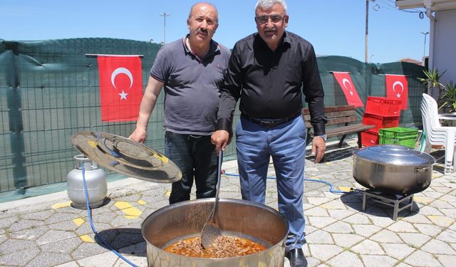 FERHATPAŞA MAHALLESİ'NDE KURBAN BAYRAMI DAYANIŞMA KAZANLARI KURULDU