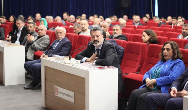 CHP ATAŞEHİR GRUP BAŞKAN VEKİLİ MUSTAFA KARAOĞLU OLDU