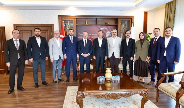 AK Parti Ataşehir Teşkilatından Çekmeköy Belediye Başkanı Orhan Çerkez’e Ziyaret