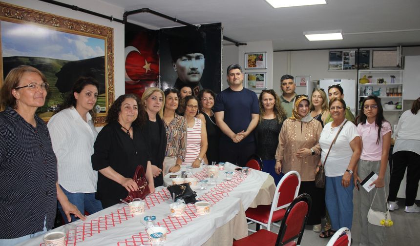KAR-DER'de Aşure Geleneği Sürüyor