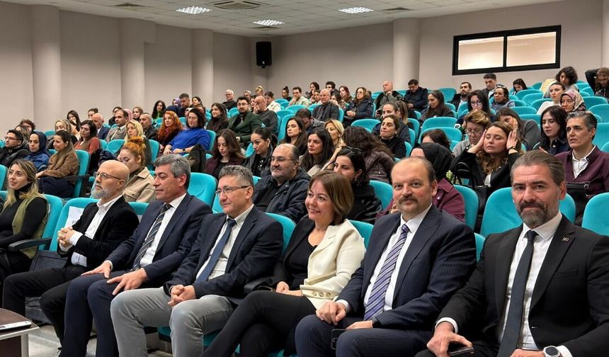 EĞİTİMDE ŞİDDETE KARŞI FARKINDALIK SEMİNERİ ATAŞEHİR'DE DÜZENLENDİ