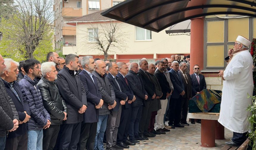 KASKON GENEL BAŞKANI MEHMET ALVER'İN EŞİ PAKİZE ALVER SON YOLCULUĞUNA UĞURLANDI