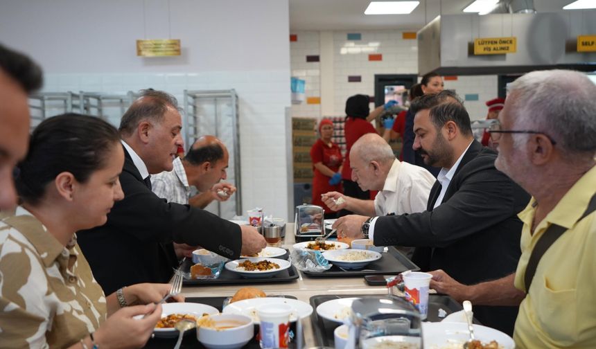 Başkan Vekilleri Nuri Aslan ve Murat Güneş, Halkın Sofrasında Buluştu