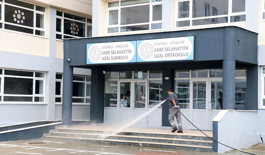 Ataşehir'de okullar yeni döneme hazırlanıyor