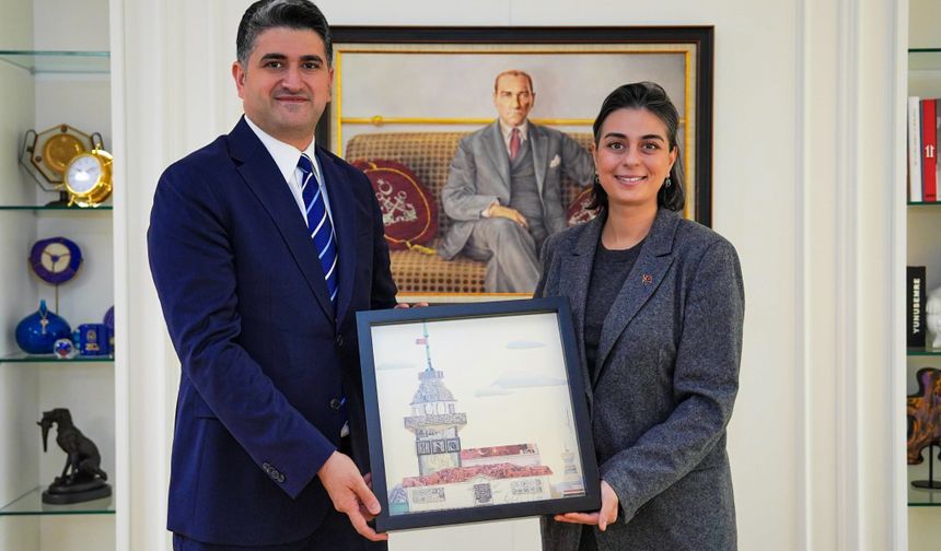 Onursal Adıgüzel’den Sinem Dedetaş’a geçmiş olsun mesajı